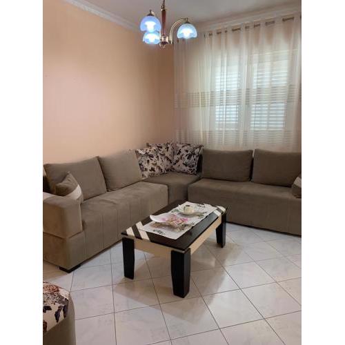 Vlora AR - Spacious cozy apartment