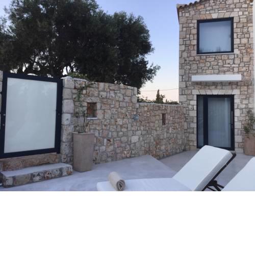 Volimes,zakynthos,dion Suite,private Pool,ideal for Young Families and Children
