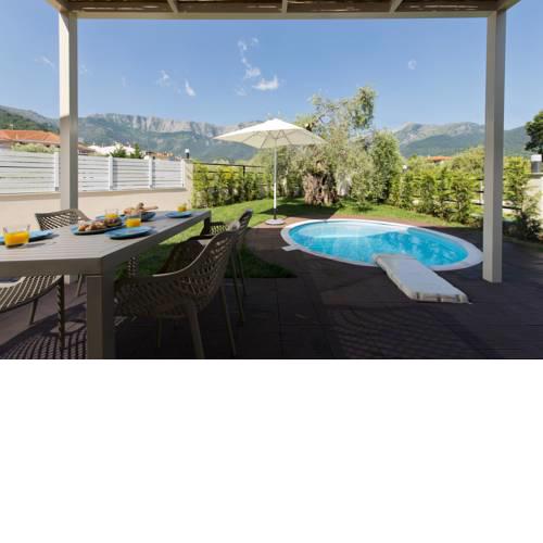 Votsalo Suites