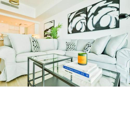 Voyage One Bedroom In Mayan