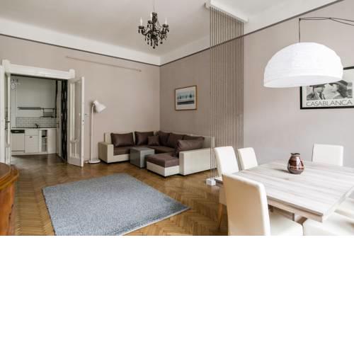 W18 Apartment