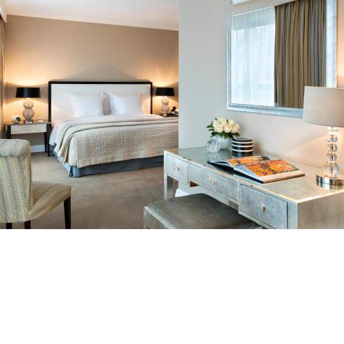 Warwick Paris (Former Warwick Champs-Elysees)