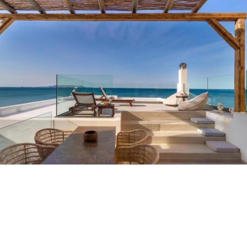 Wave, an Idyllic Seafront Suite