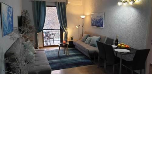 Waves apartment near airport