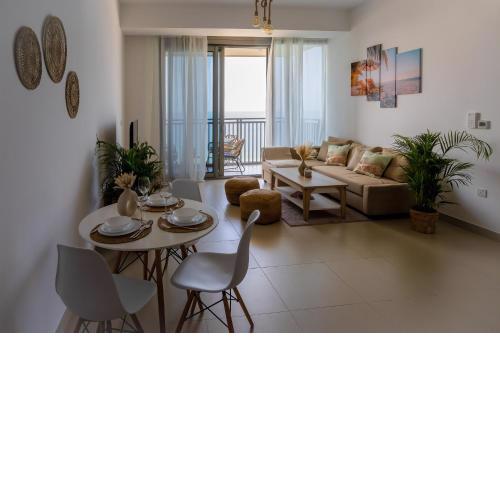 Waves Holiday Home - Jaw-Dropping Sea View From This Comfy Retreat