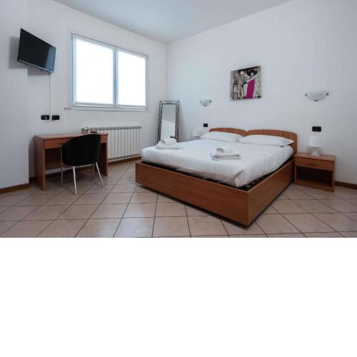 Wayco Rooms