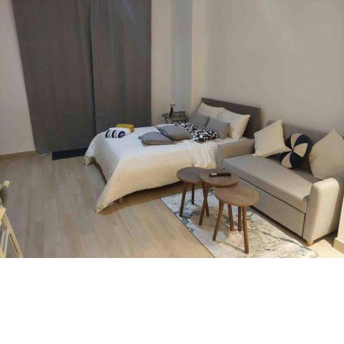 WE806-Entire Pool & Canal view Studio Cozy n Calm