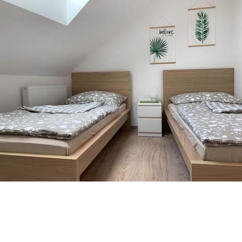 Weinviertel: Große Helle 2 Schlafzimmer Wohnung