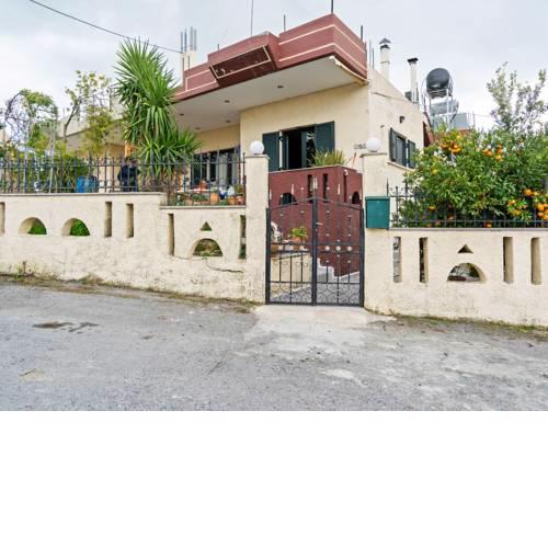 Welcoming Apartment in Venerato with Garden