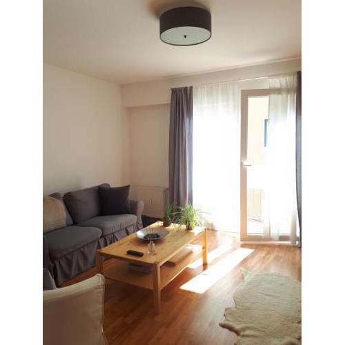 Westend Apartment with Balcony