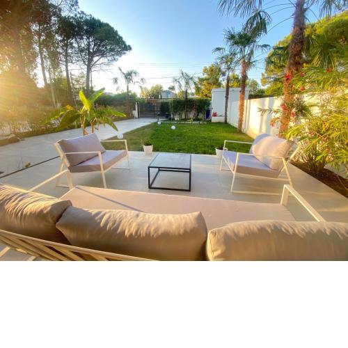 White Beach Villa 1 - Luxury