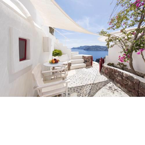 White Cave by Caldera Houses