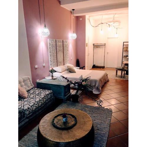White & Gold Suite Verona