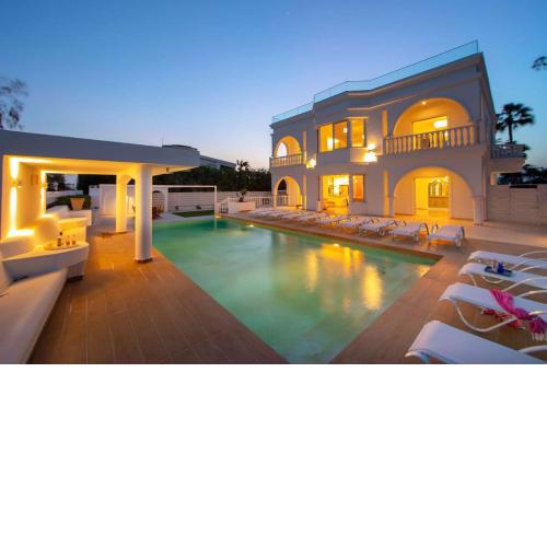 White Goose Villa