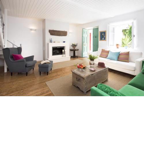 White Jasmine Cottage
