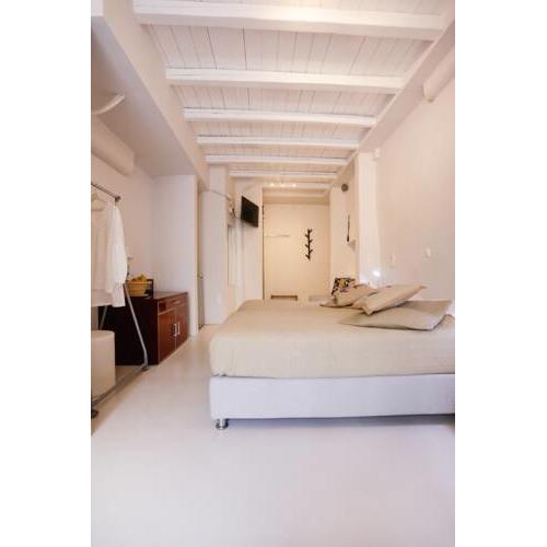 White room mykonos town