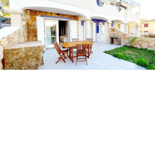Whiteblue House
