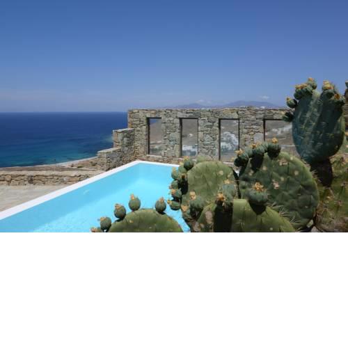 WHITESUITE1- Breathtaking Views