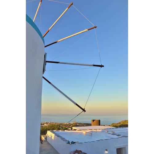 Windmill Arades suite