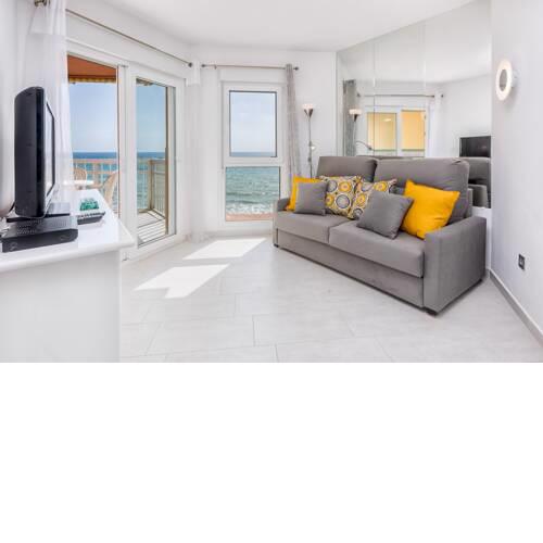 WintowinRentals Relax & Frontal Sea View in Fuengirola