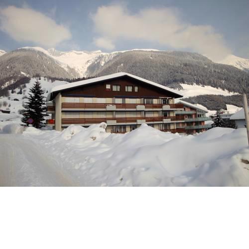 Wohnung Casa Sulegl 13