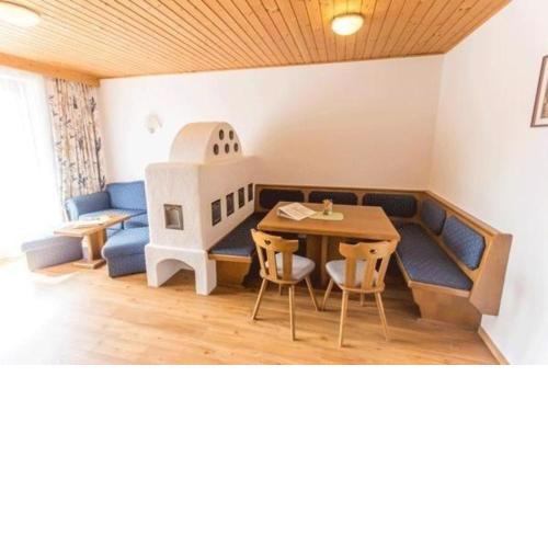 Wohnung in Sankt Oswald mit Grill, Terrasse und Garten