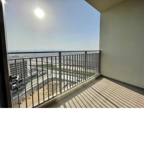 Wonderful 1bedroom with Balcony -Dubai Hills