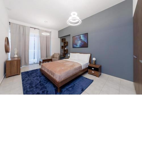 Wonderful Apartments in Executive Tower