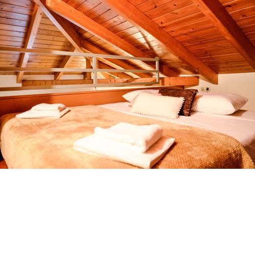 Wooden Ceiling home up to 4