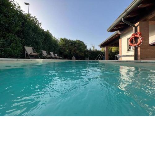 Wow House - Villa con Piscina