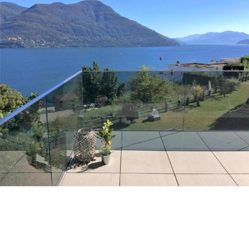 Wunderschöne Ferienwohnung mit Sicht auf See und Berge in Brissago