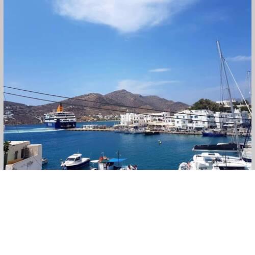 Yacht Front Apartment (No 1)