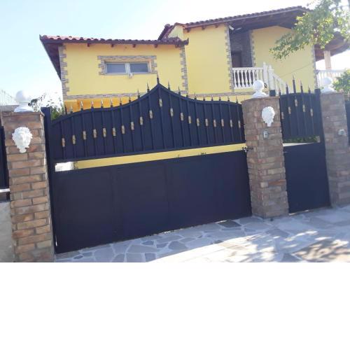Yellow House