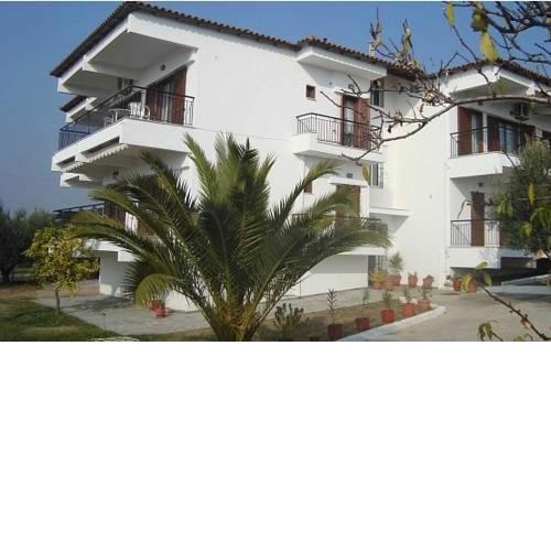 Yianna Studios & Apartments
