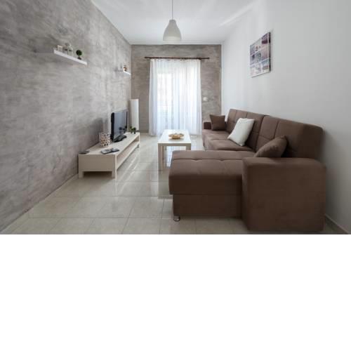 Yiannis Apartment