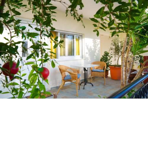 Yiannis apartments 1