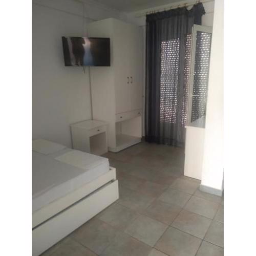 yiannis studios
