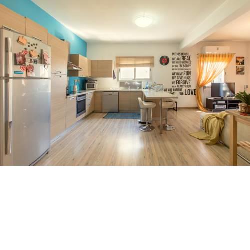 Yiolanda - 2BR - City Center&Beach 5min Drive