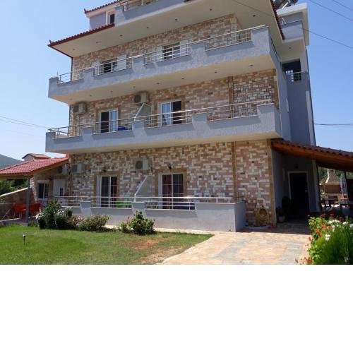 Ylli Mance Apartments