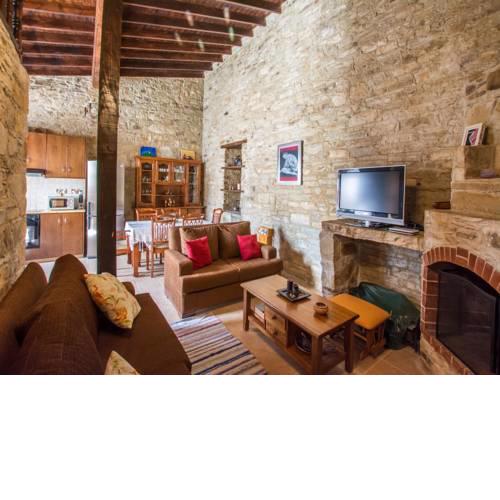 Yorkis Village House