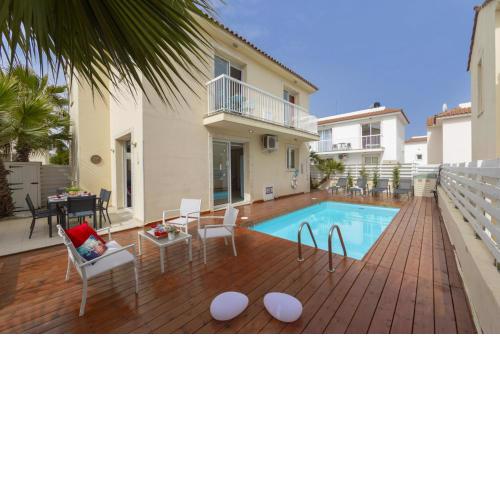 You and Your Family will Love this 5 Star Villa with Private Pool, Protaras Villa 1458