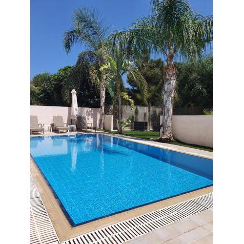 You and Your Family will love this Villa close to Pernera, Protaras Villa 1453