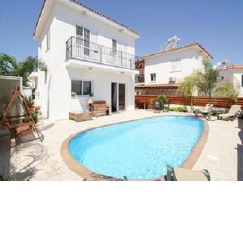 Your Beautiful Holiday Villa minutes from the beach, Protaras Villa 1489
