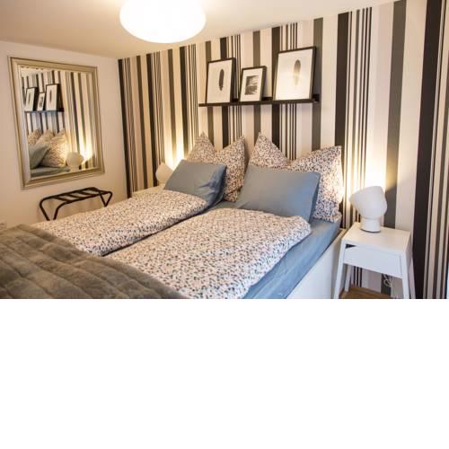 Your cozy home * 12 min to city center