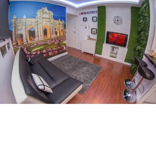 YOUR HOME close to the ROYAL PALACE in town center