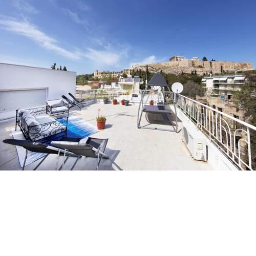 Your home under the Acropolis, roofdeck with view!