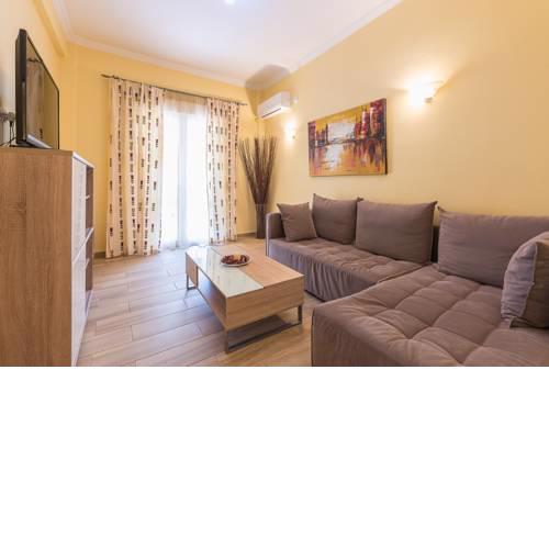 Your Stylish Home At Acropolis