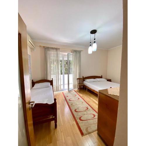 Your tidy & affordable base in Tiranë!