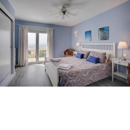 Your Vacation Retreat Right On The Beach