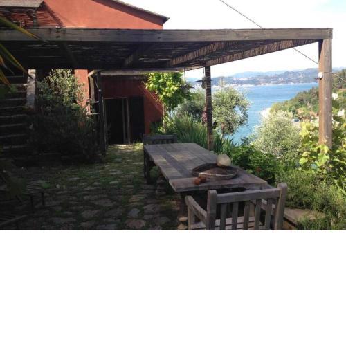 Your villa on Palmaria's island Casa del Frate